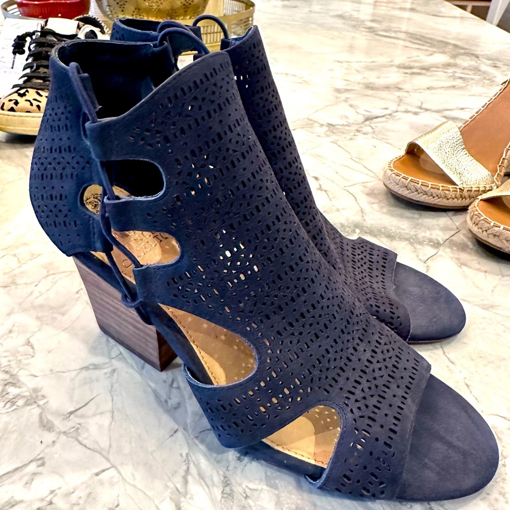 Navy Vince Camuto wedges